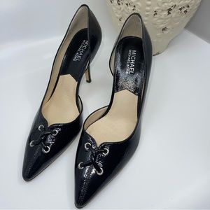 👠BRAND NEW👠Michael Kors black lace up patent leather heels